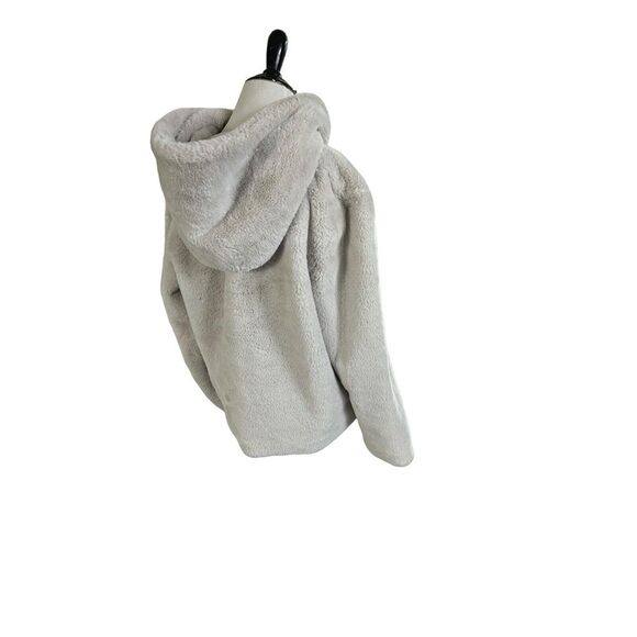 Vera Wang Size Large Ivory Faux Fur Shell Waist Length Coat Luxury Designer - Picture 5 of 13